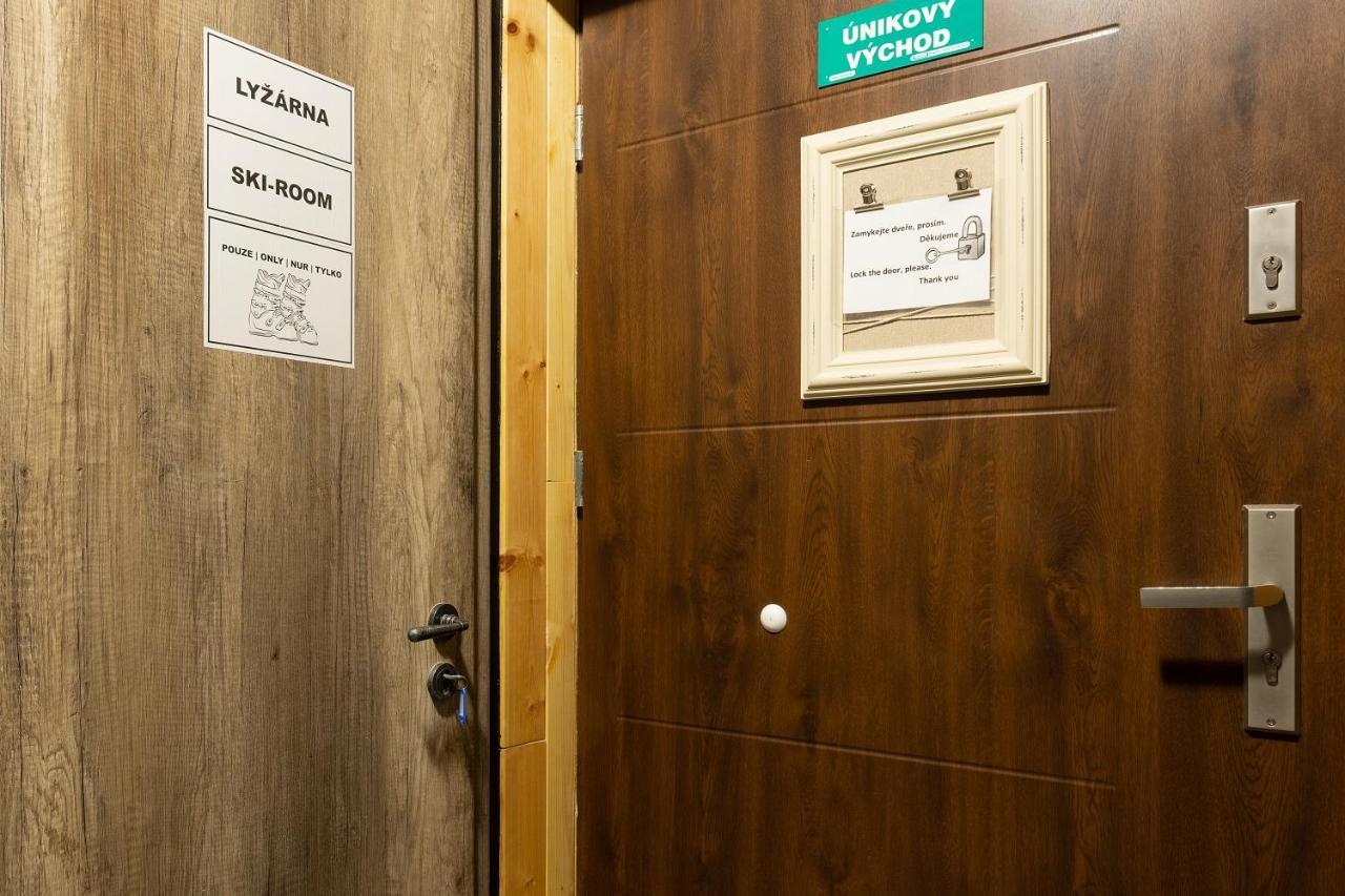 Apartmany Vlevo&Dole Rokytnice nad Jizerou Bagian luar foto